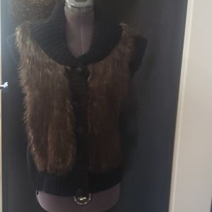 Lavena fashion sleeveless vest size medium